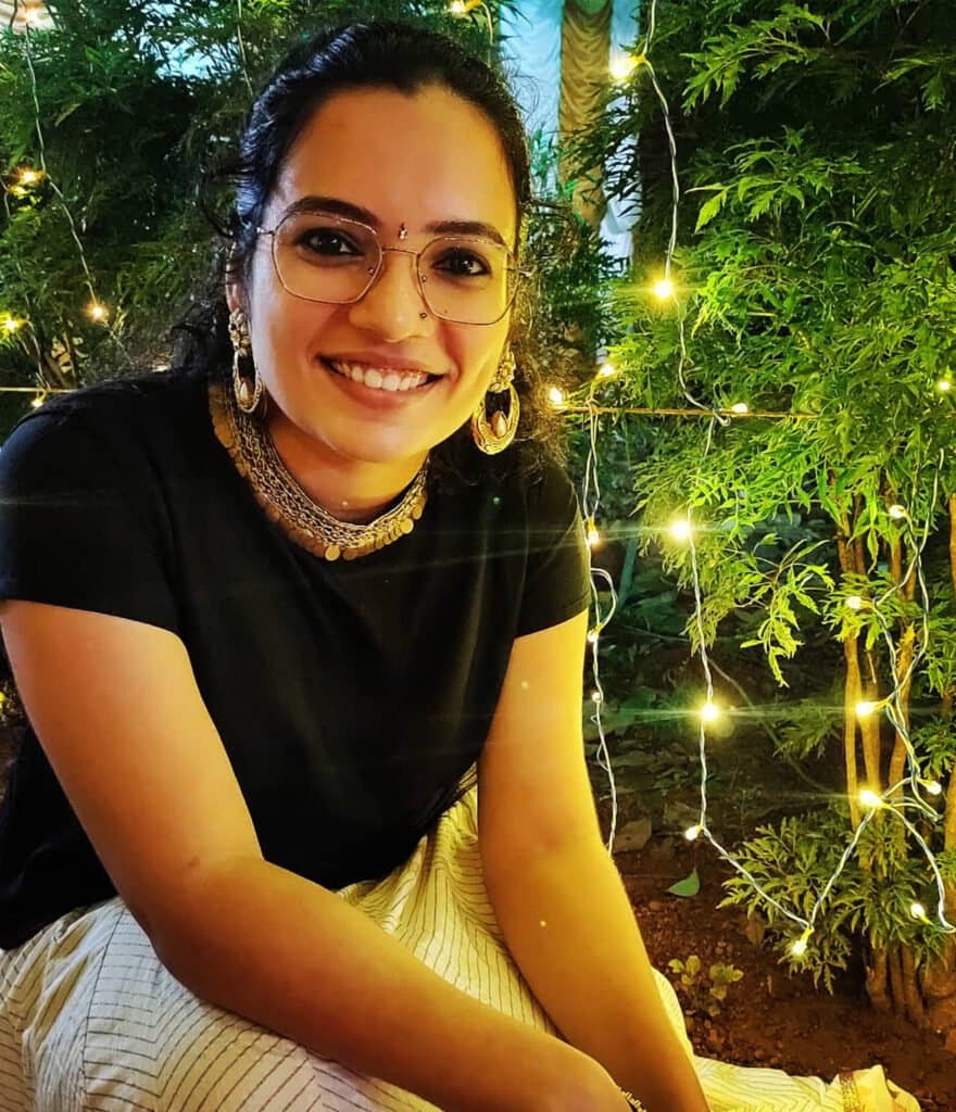 Pournami, Junior Accountant
